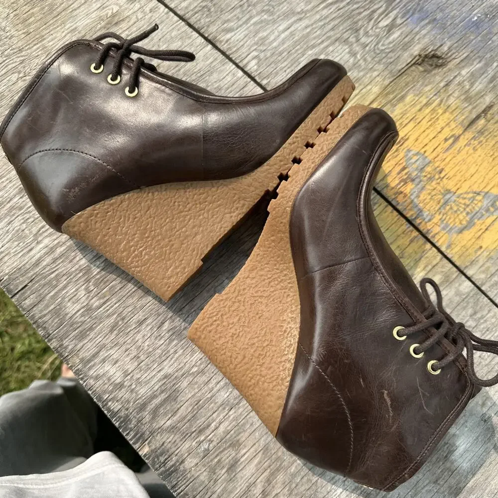 Michael Kors Rory Wedge Booties Brown Leather Ankle Chukka Boots Lace Up 8M 320
